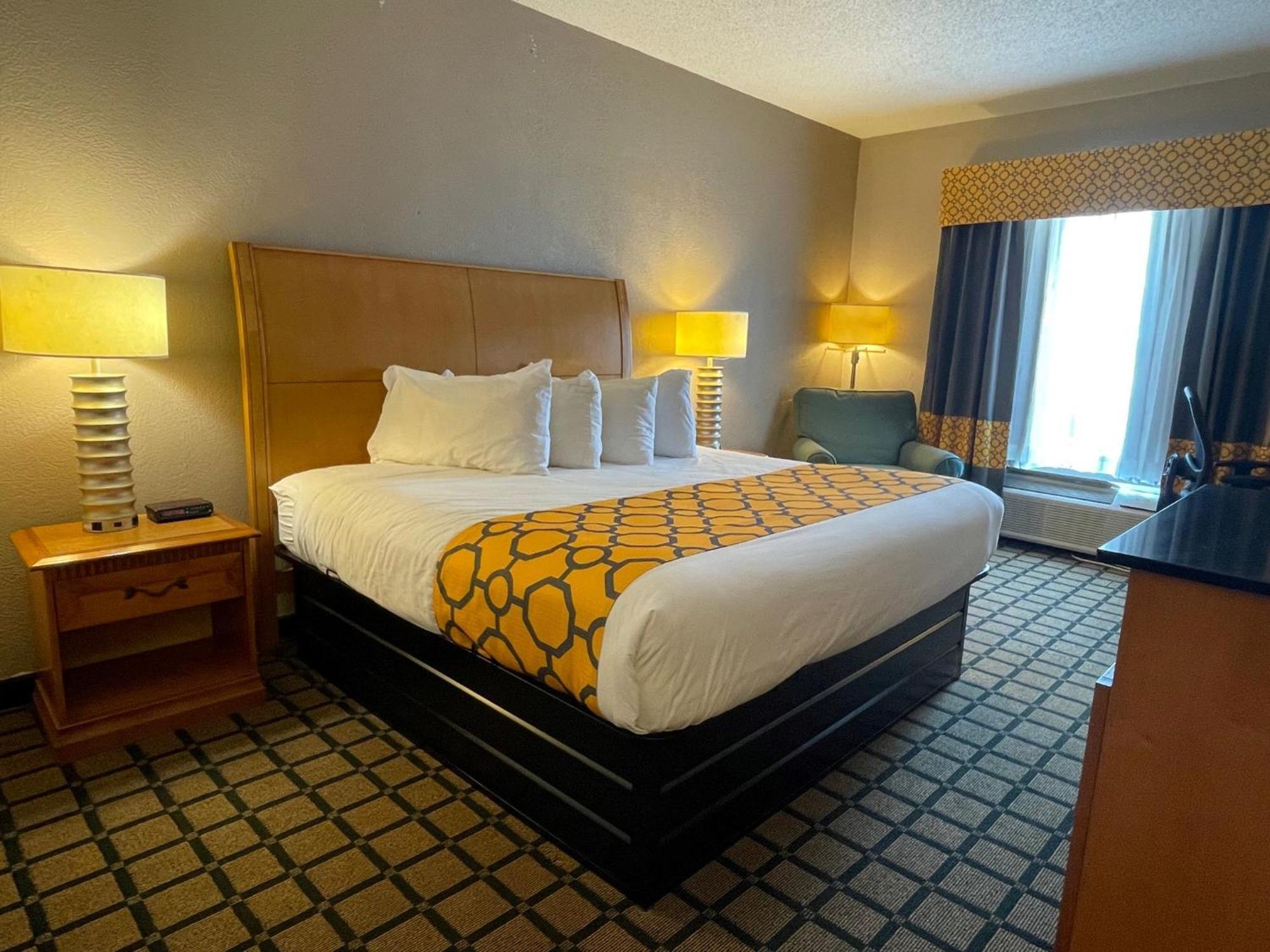 Hotel Baymont By Wyndham West Plains Extérieur photo