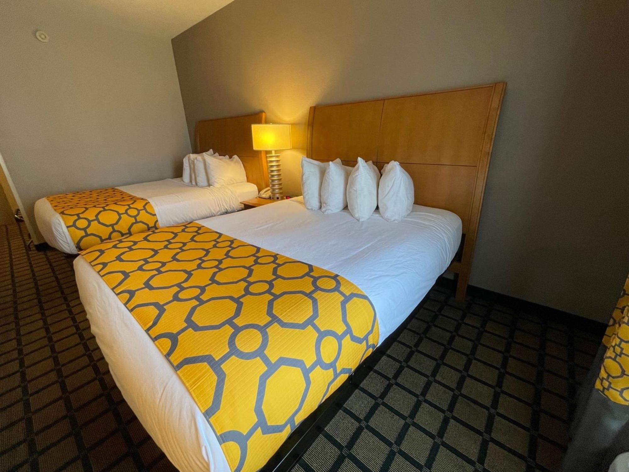 Hotel Baymont By Wyndham West Plains Extérieur photo