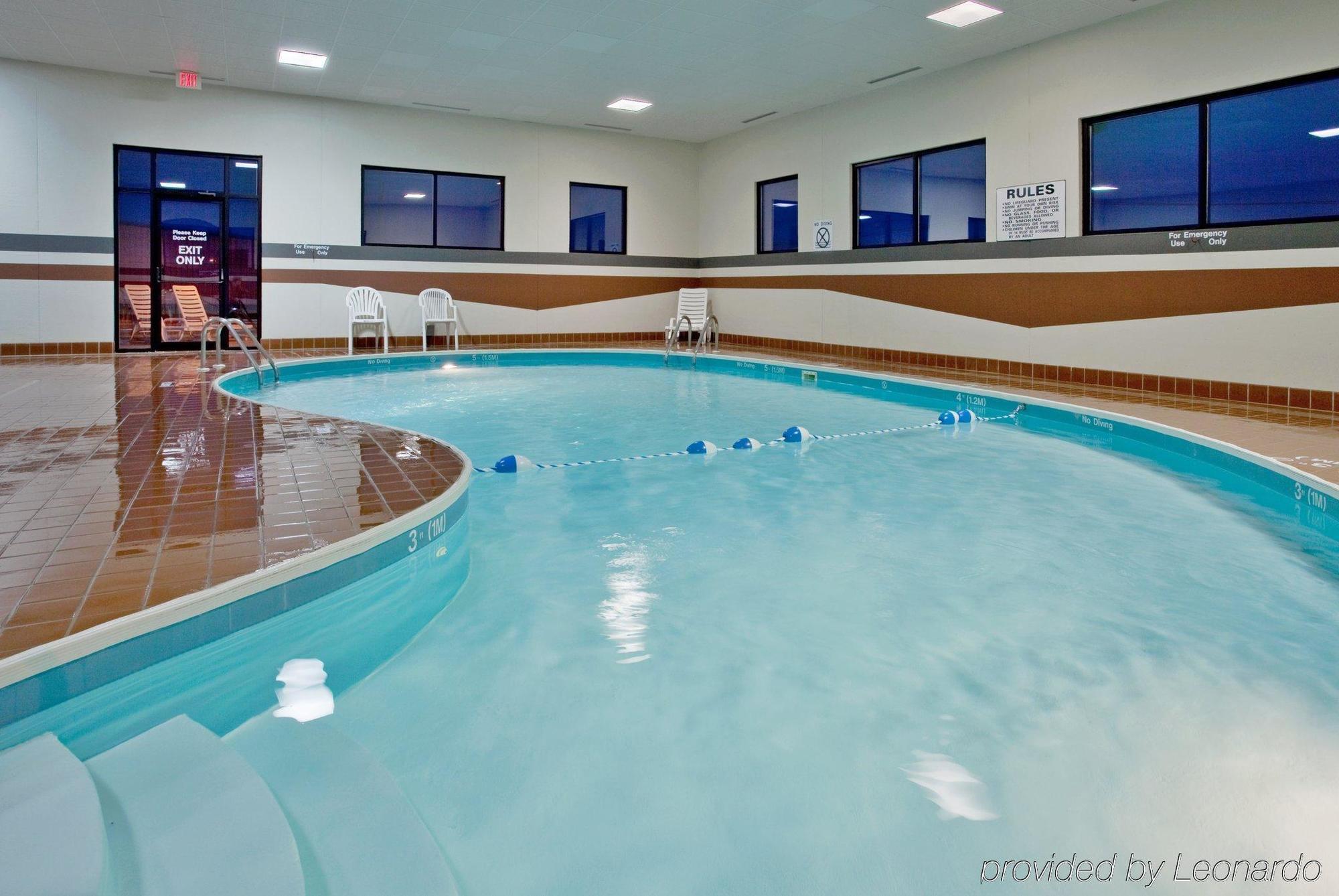 Hotel Baymont By Wyndham West Plains Facilités photo