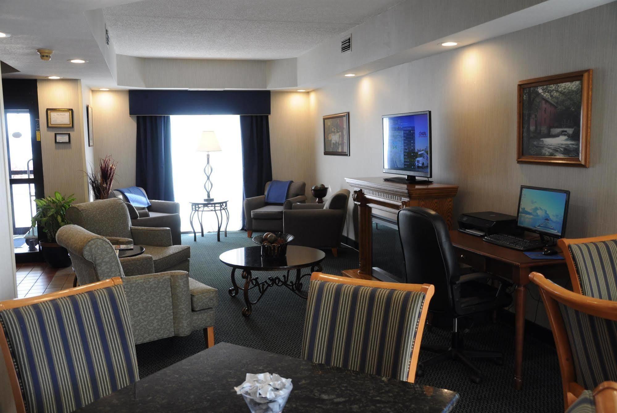 Hotel Baymont By Wyndham West Plains Extérieur photo
